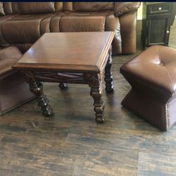 Small Table With 2 Stools 
