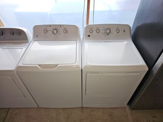 GE Commercial Washer And Dryer Set