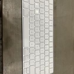 Wireless Apple Keyboard 