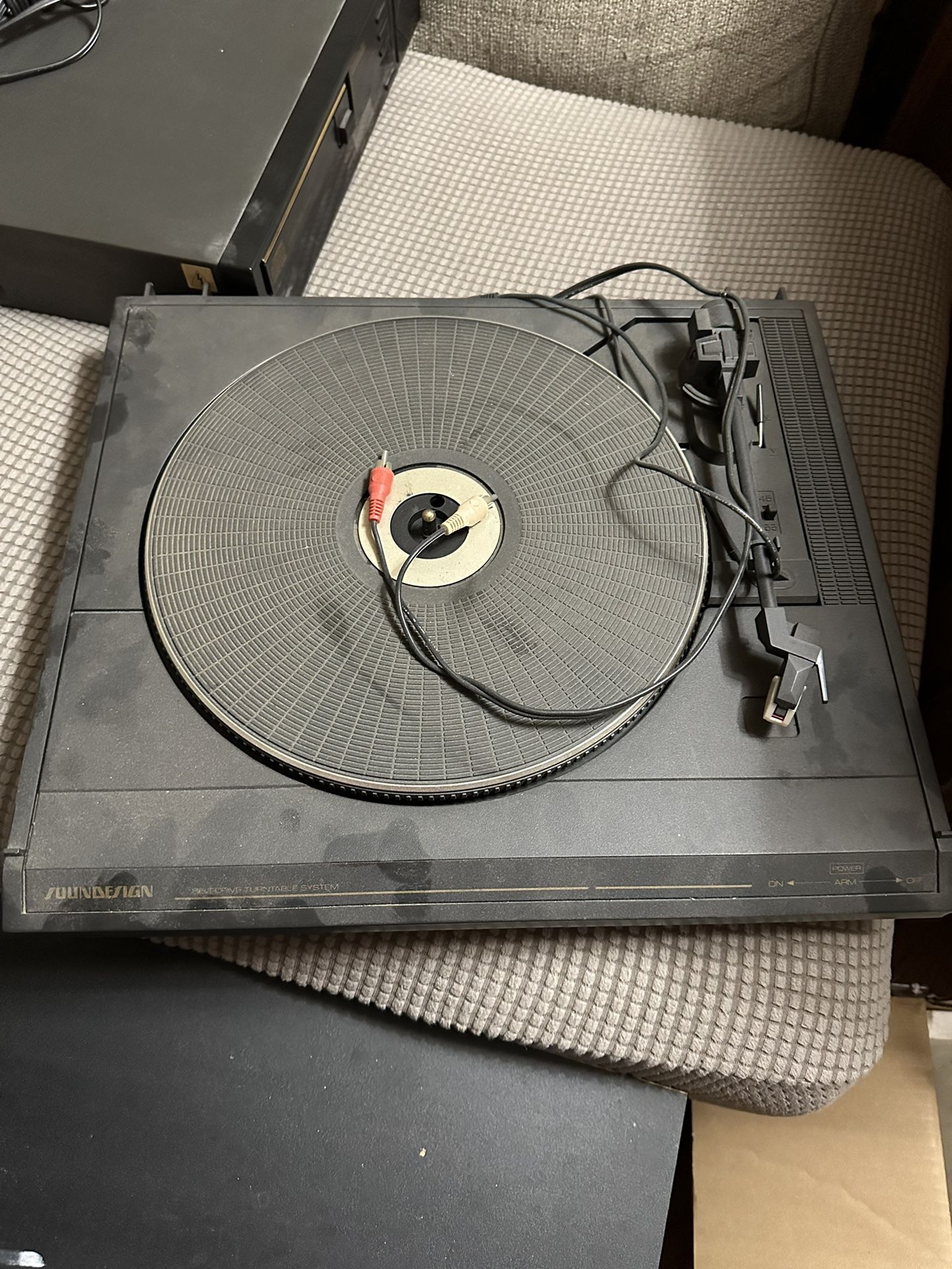 Vintage SoundDesign Turntable