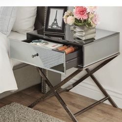 SET OF 2 NITE STANDS Fluted Mirror  Silver Drawer Bedside Almost New 