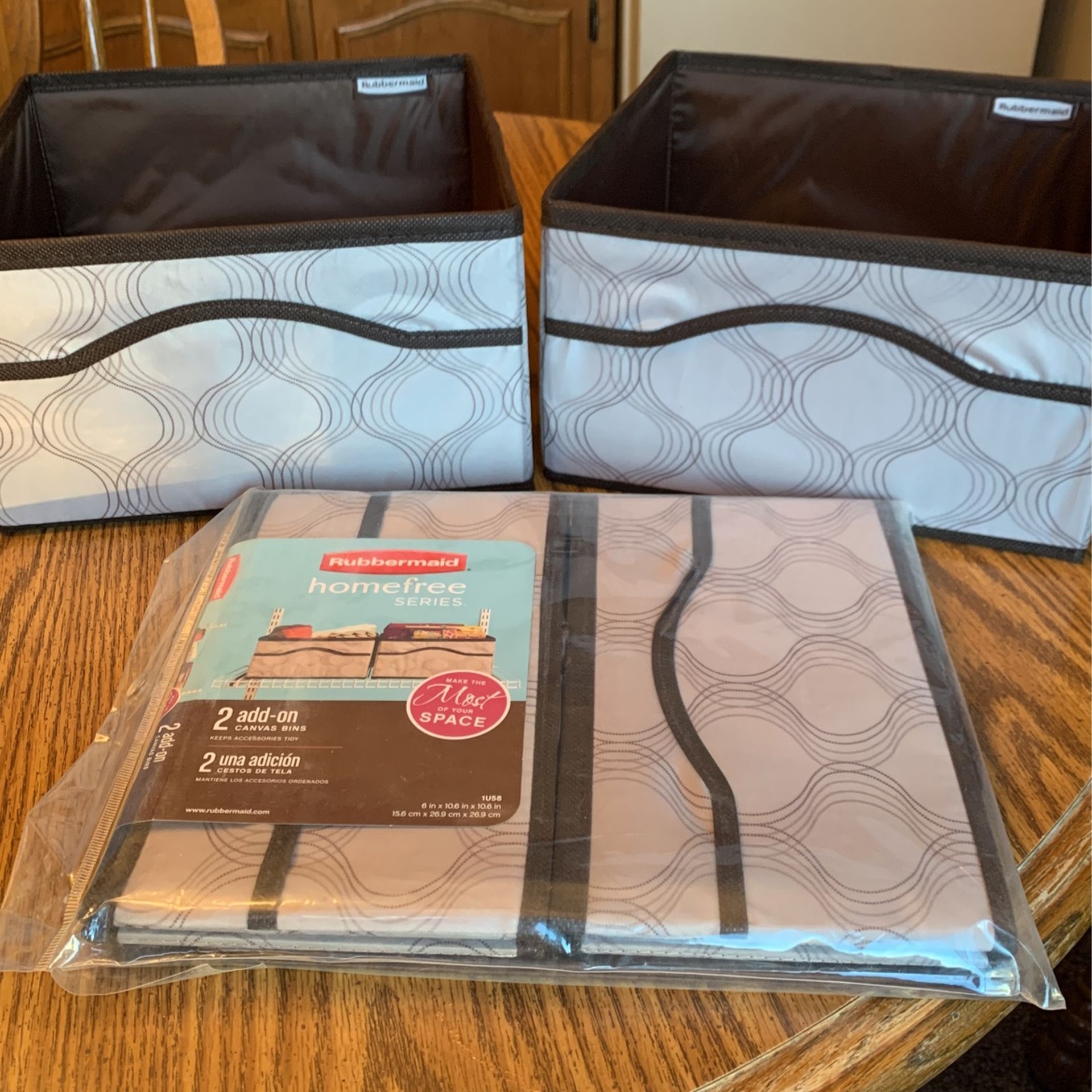 4 New Rubbermaid Canvas Bins