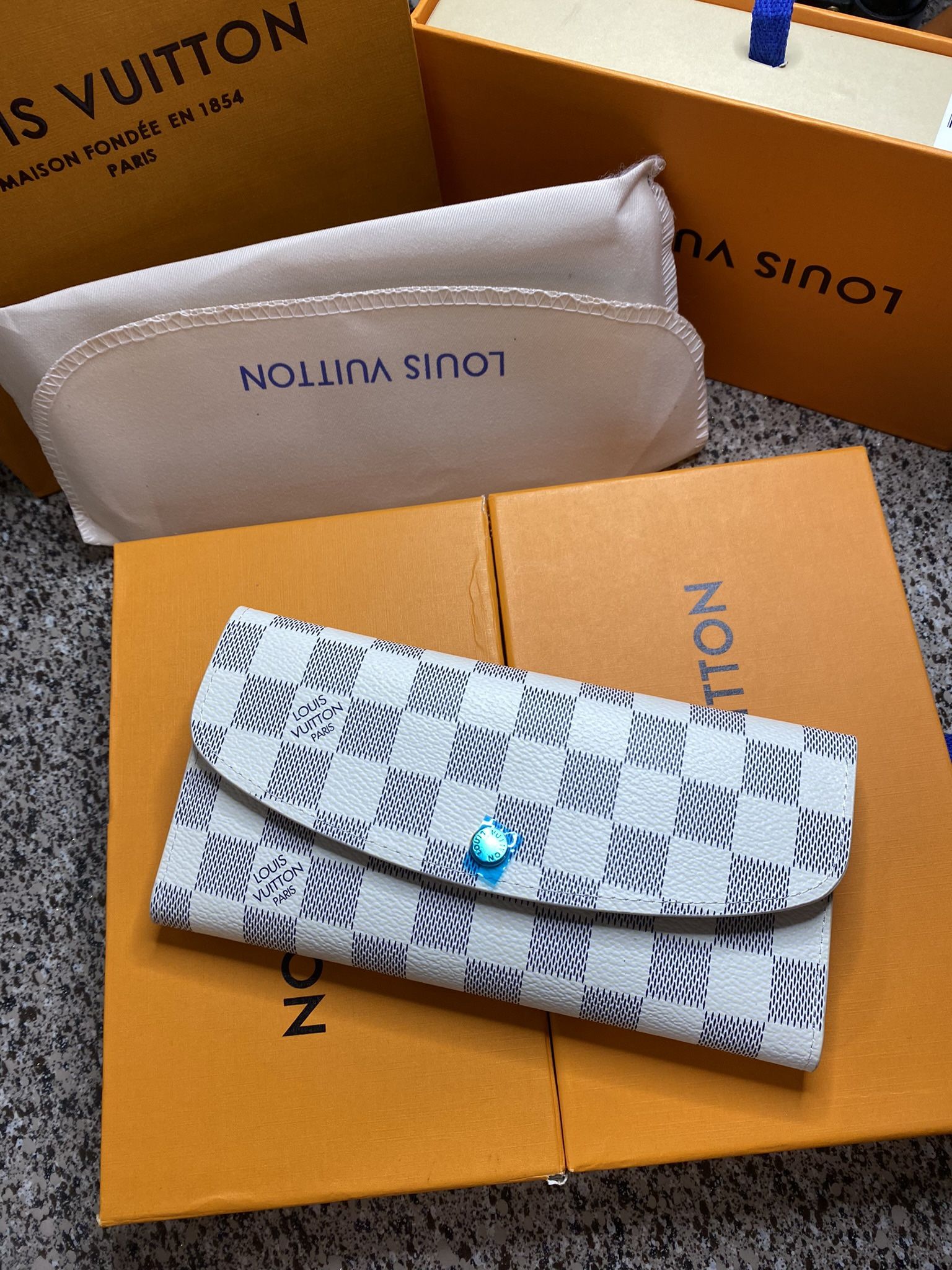 Lv Wallets For Woman