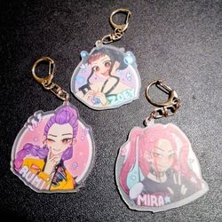 New Demon Hunters  Keychains (3 pieces) Rumi, Mira and Zoey material acrylic measure 2" each

3 Keychains