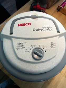 NESCO FD-75A Dehydrator