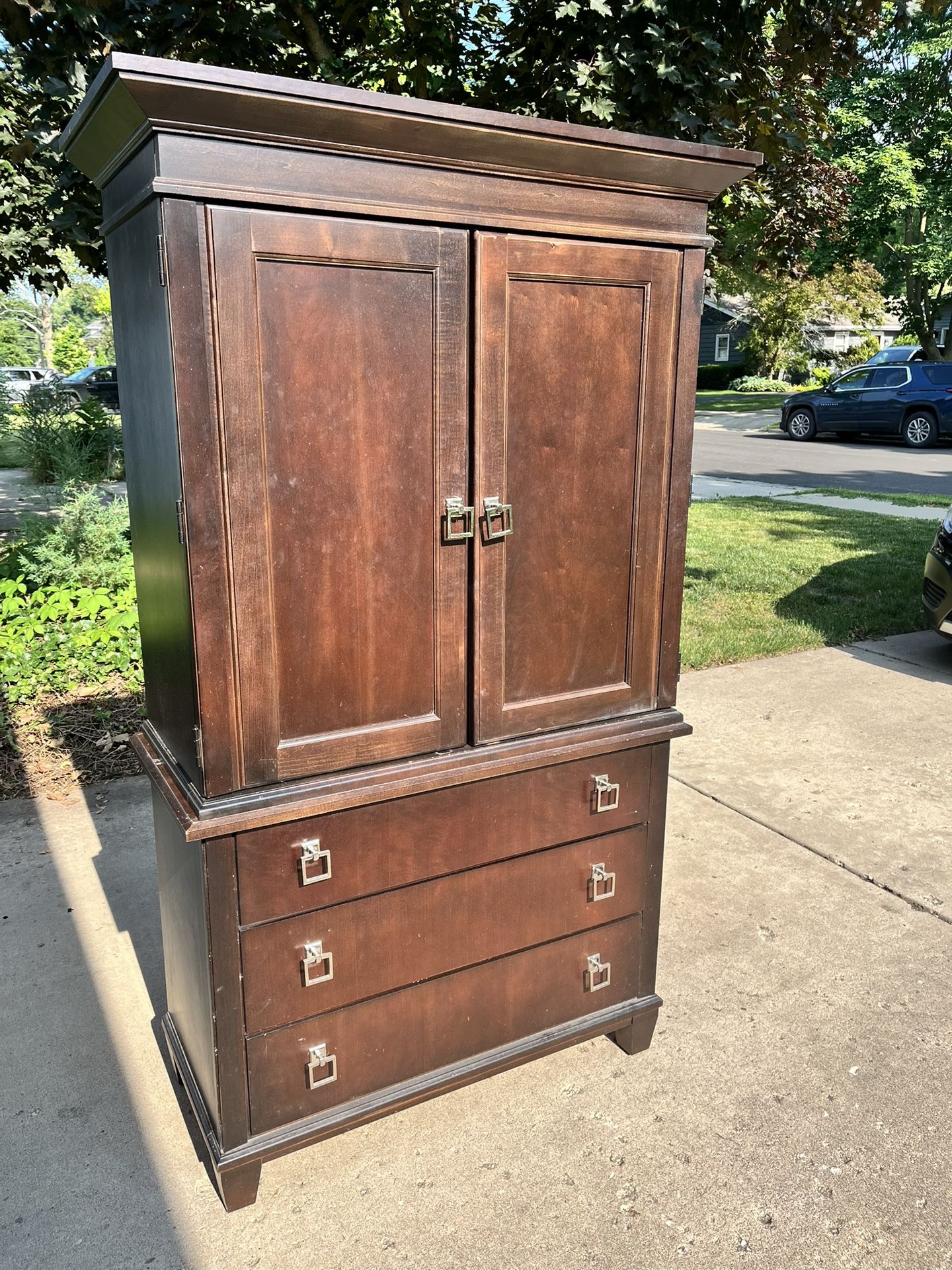 Armoire