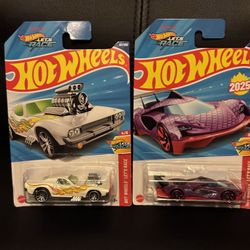 Hot Wheels 2025 Lets Race 3 and 4 out of a set of 5. 