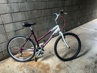 Bicycle Schwinn Mountain/Hybrid
