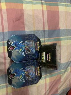 Hidden Fates Tin