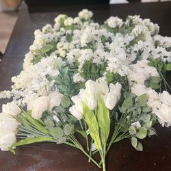 Lot  of  White /Off-White Flowers 