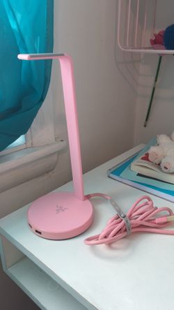 Razer Base Station Chroma RGB Headphone Stand – Quartz Pink