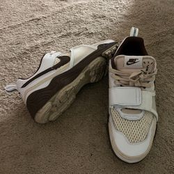 Travis Scott X Zoom Field Nike Jaxx 