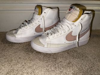 Women Nike High Top Blazers 