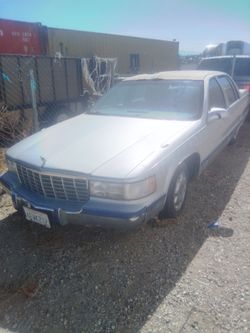 1995 Cadillac brougham runs good nice car AC work electric windows 6500 or best offer