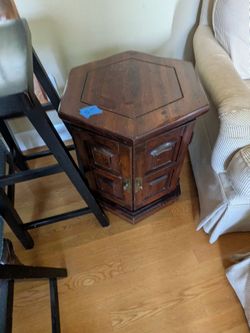 End table