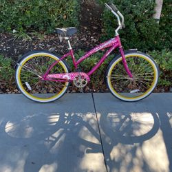 26” Diamondback Della Cruz Ladies Pink Beach Cruiser 