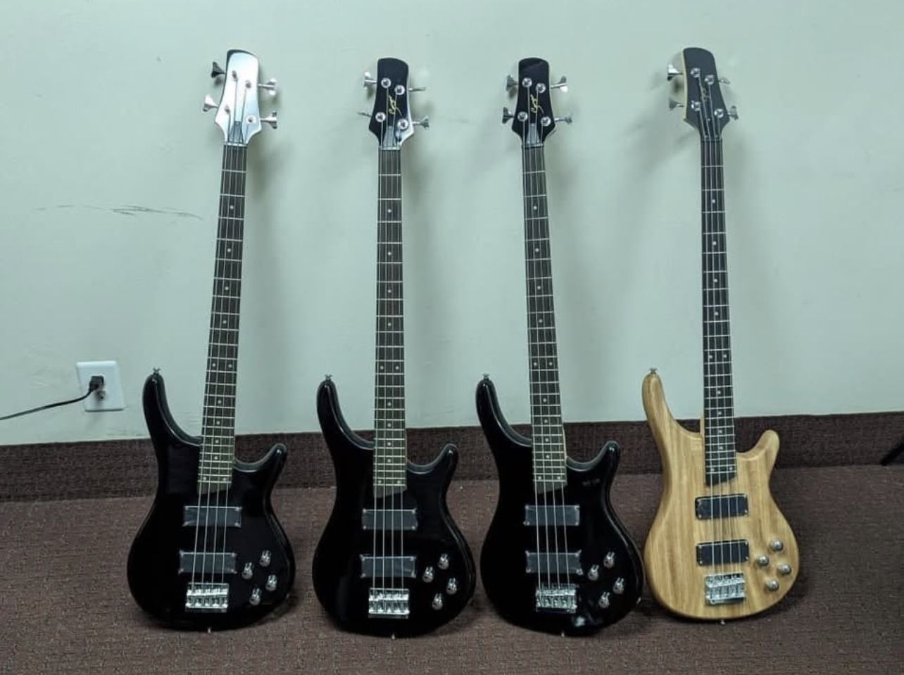 4 available Smiger 4 string bass guitars (Brand New!)