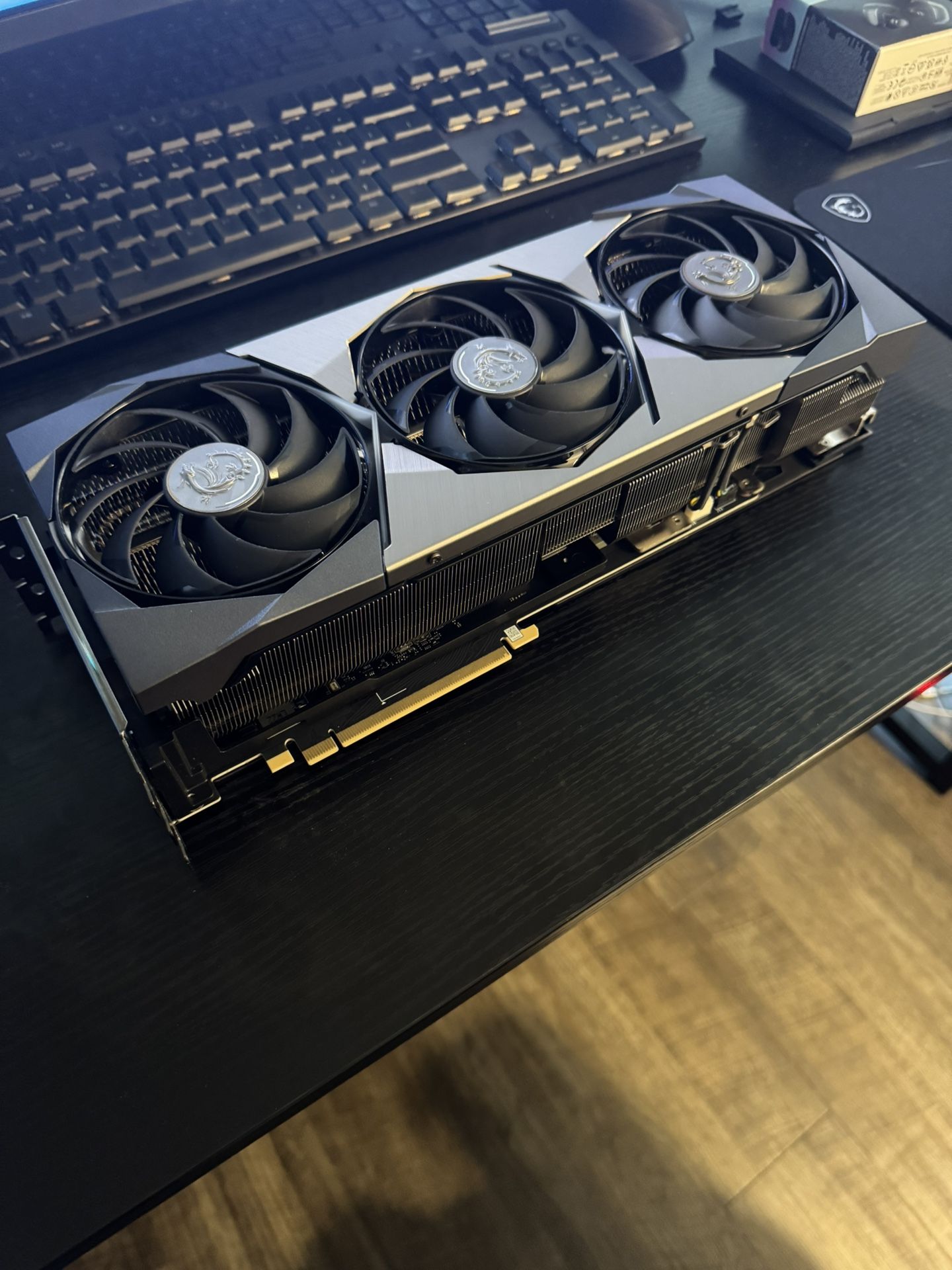 NVIDIA GEFORCE RTX 3090 TI 24 GB — MSI SUPRIM X