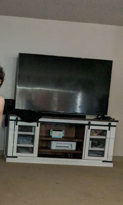 Farmhouse TV Stand with Barn Doors