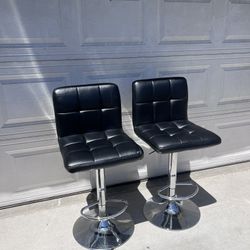 Matching Adjustable Bar Stools! 