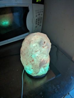 Large Light Crystal With Changing Colors