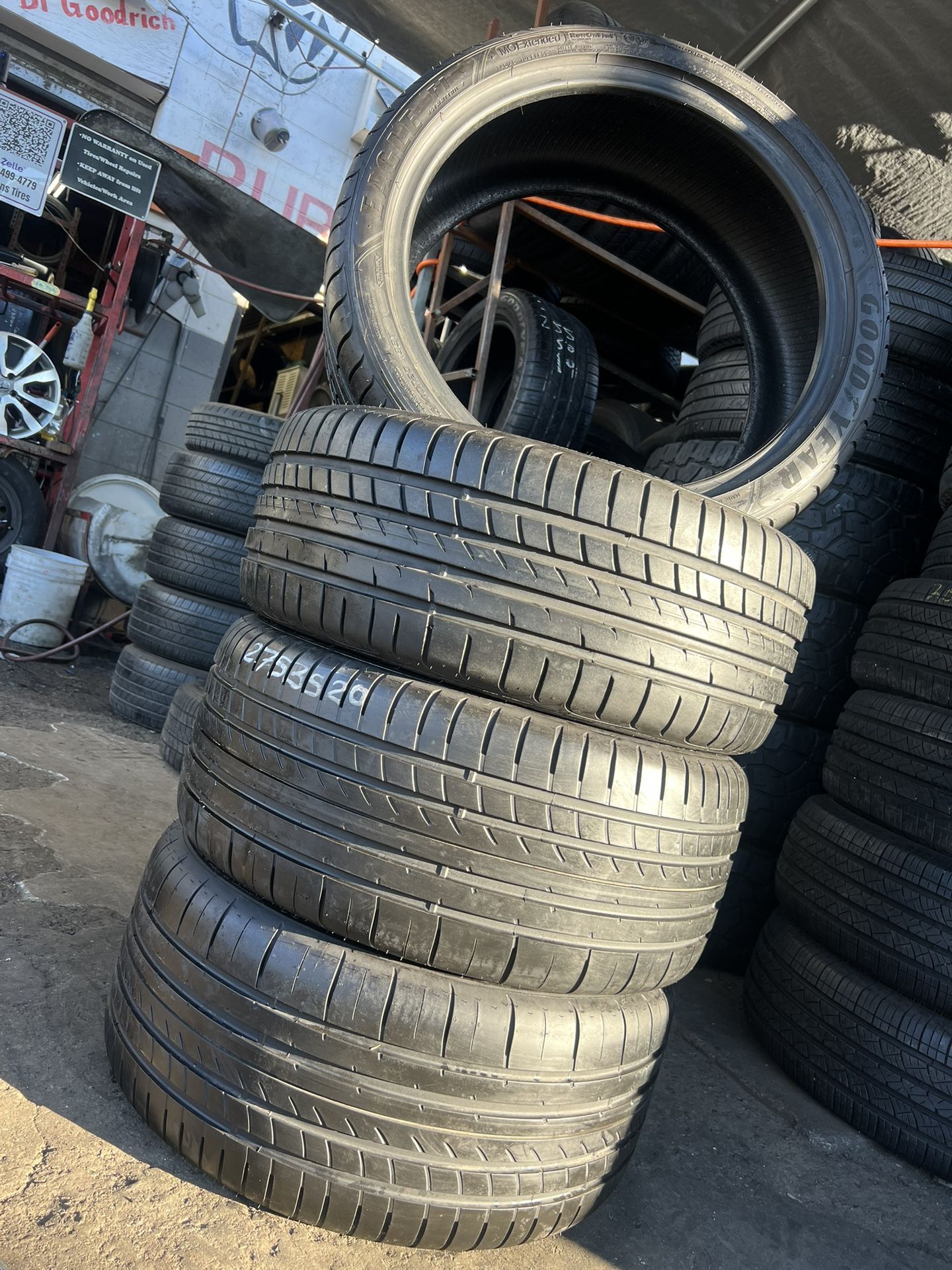 (4) semi-NEW STAGGERED Goodyear 245/40/20 & 275/35/20 RUNFLAT