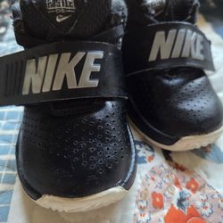Nike Team Hustle D 8 TD Black/Silver/White 881943-001 Toddler Size 5c