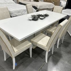 BRAND NEW! Vogue 7-PC Dining Table Set