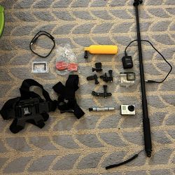 GoPro Hero 3+ Bundle 