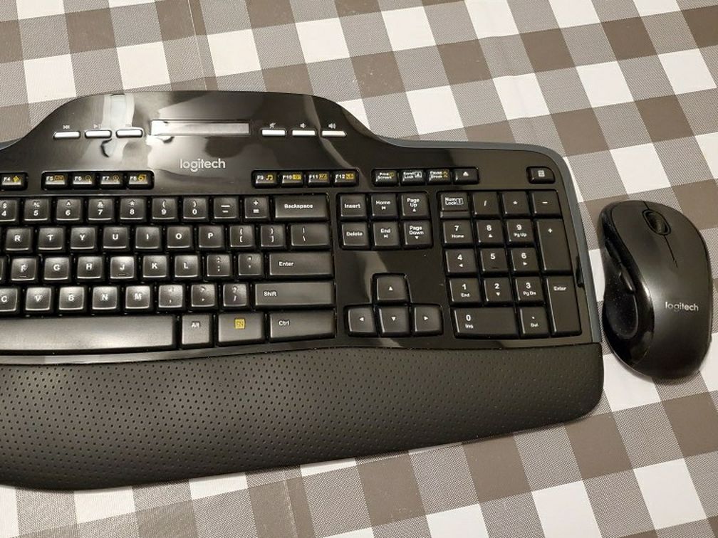 Logitech MK710 Wireless Keyboard/mouse Combo