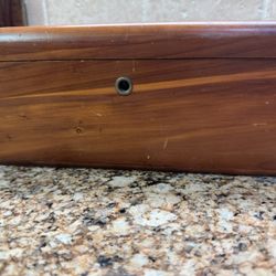 LANE CEDAR CHEST EAGLE ROCK FURNITURE COMPANY