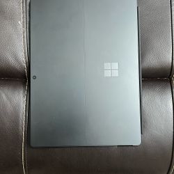 Microsoft Surface Pro Copilot+ PC Bundle - 13" PixelSense Flow 2880 x 1920 Touchscreen- Qualcomm Snapdragon X Plus (10 core) Processor - Windows 11 - 