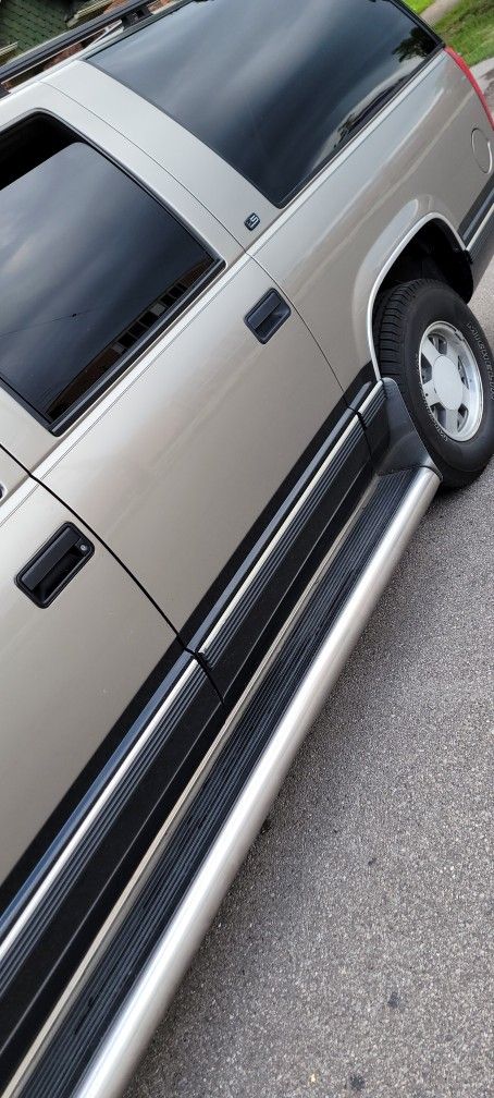 1999 Chevrolet Suburban