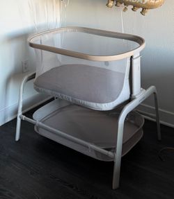 Maxi-Cosi bassinet