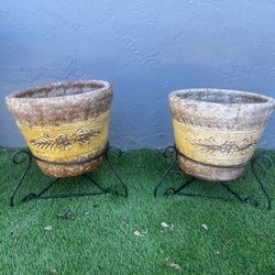 Clay planter with stand set