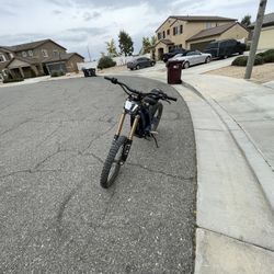 2025 SURRON LIGHT BEE X 