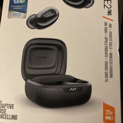 JBL LiveFree2.