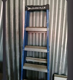 Out door ladder