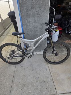 Specialized Enduro Pro Mountain Bike