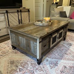 Coffee Table With Storage 50”x37