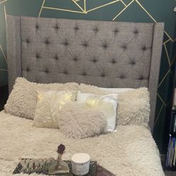 Queen Size Bed Frame & Mattress 