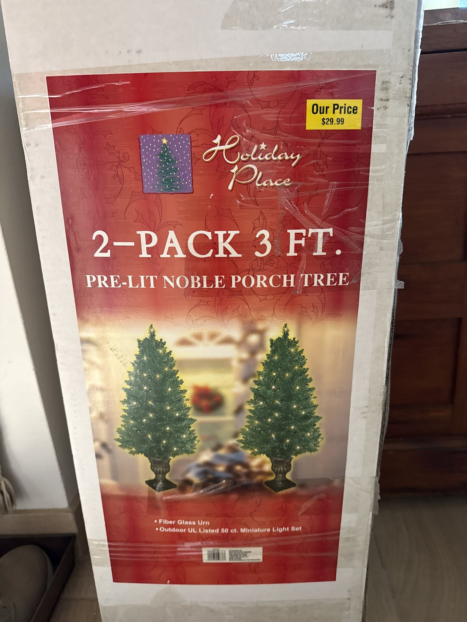 Outdoor/Indoor Pre Lit 3’ Trees