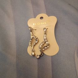 Ear Ring.