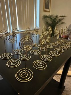 TABLE NUMBER HOLDERS