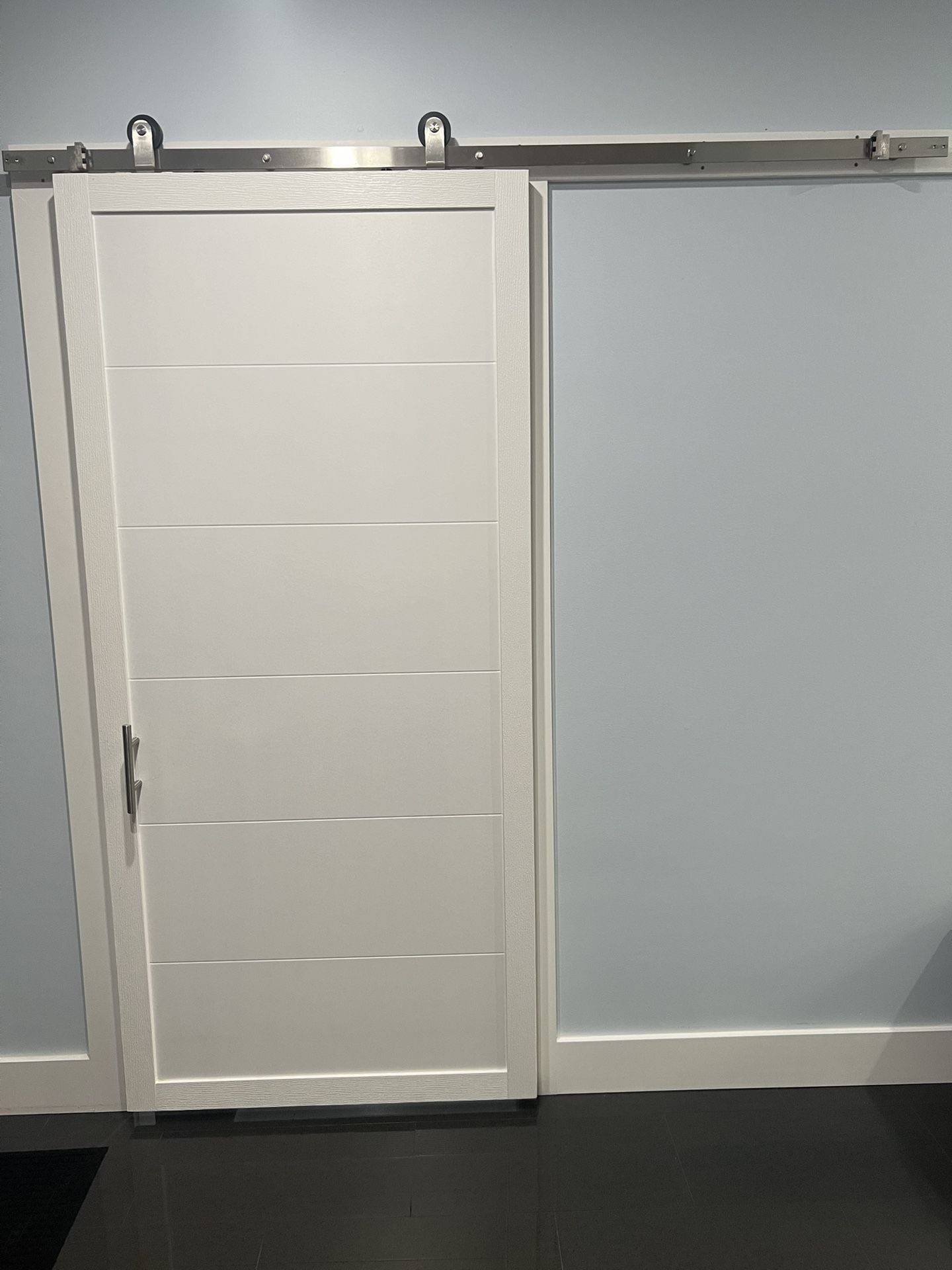 Barn door 