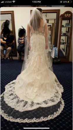 Wedding dress
