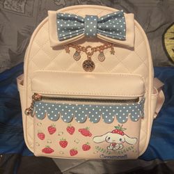 a cinnamonroll mini backpack