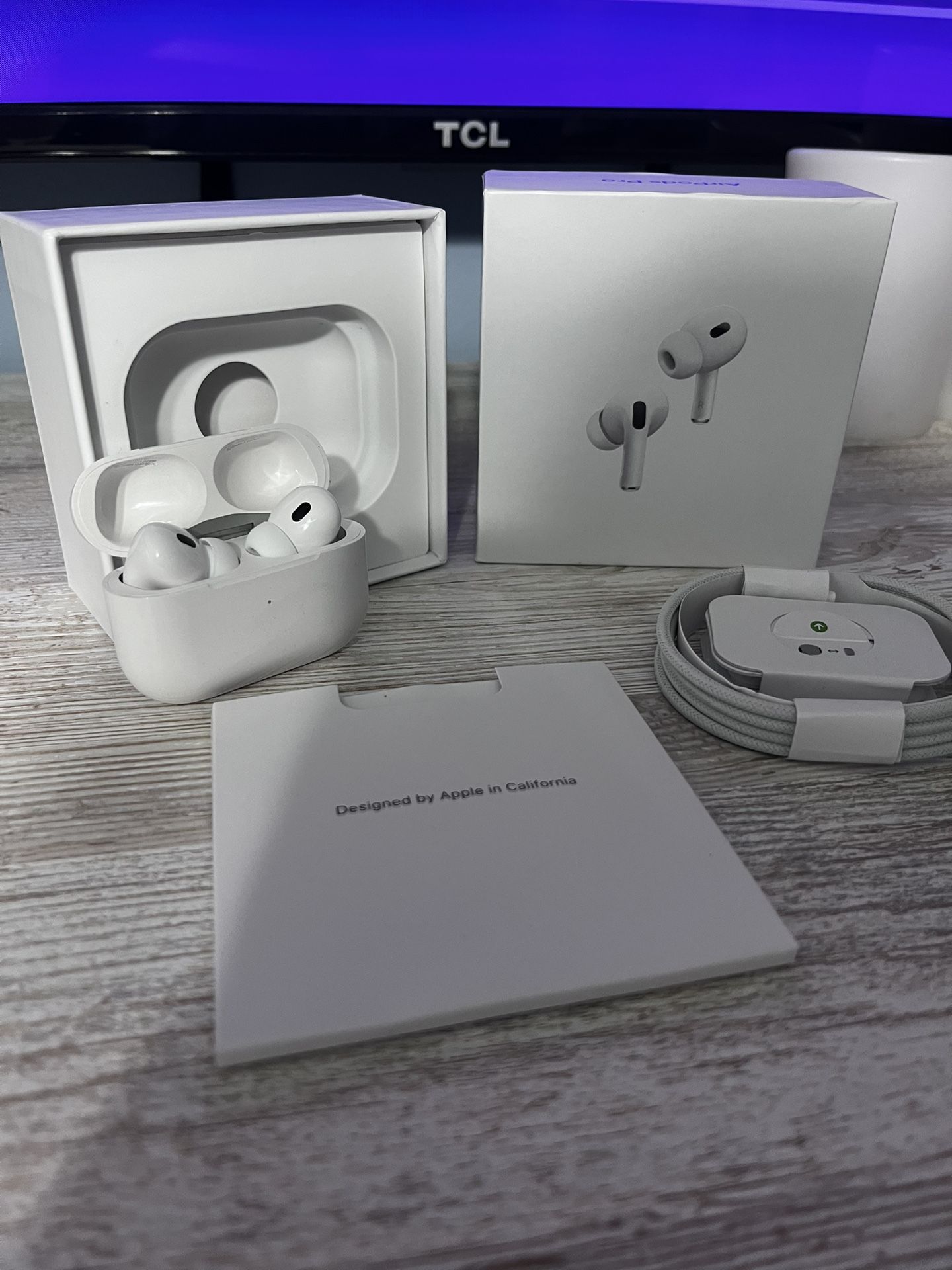 Apple AirPods Pro (2nd generation) with MagSafe Case (USB-C) - White