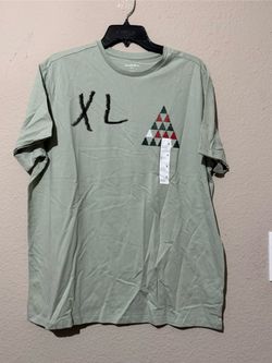 New Men’s Short Sleeve Shirt