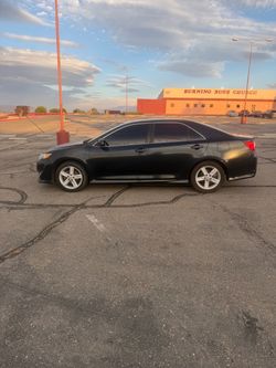 2012 TOYOTA CAMRY SE